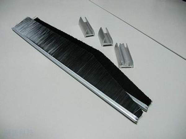 條刷（shuā）/扶梯條刷
