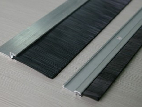 條刷/扶（fú）梯條刷（shuā）