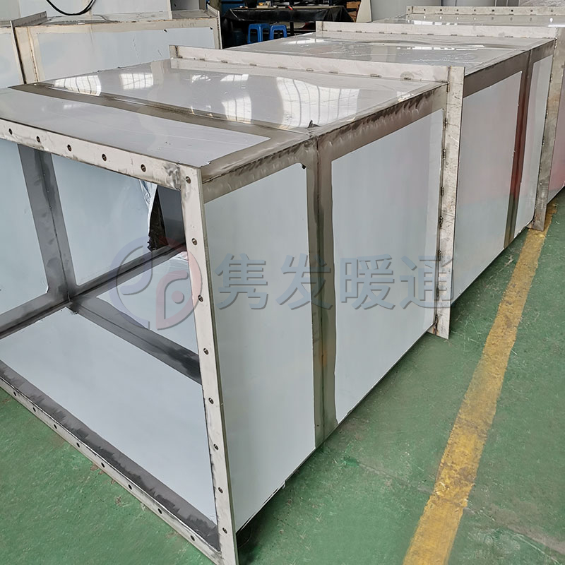 不鏽鋼（gāng）矩形（xíng）焊接風管